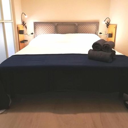 Mazi Apartments Chic Badalona Kültér fotó