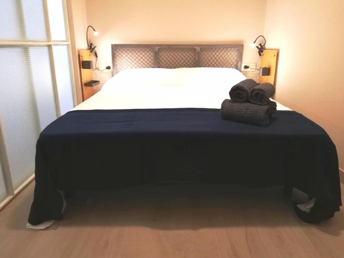 Mazi Apartments Chic Badalona Kültér fotó
