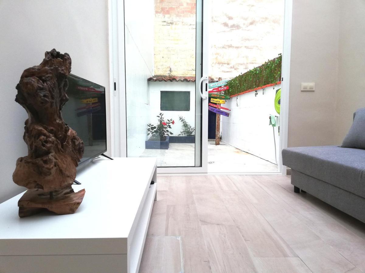 Mazi Apartments Chic Badalona Kültér fotó