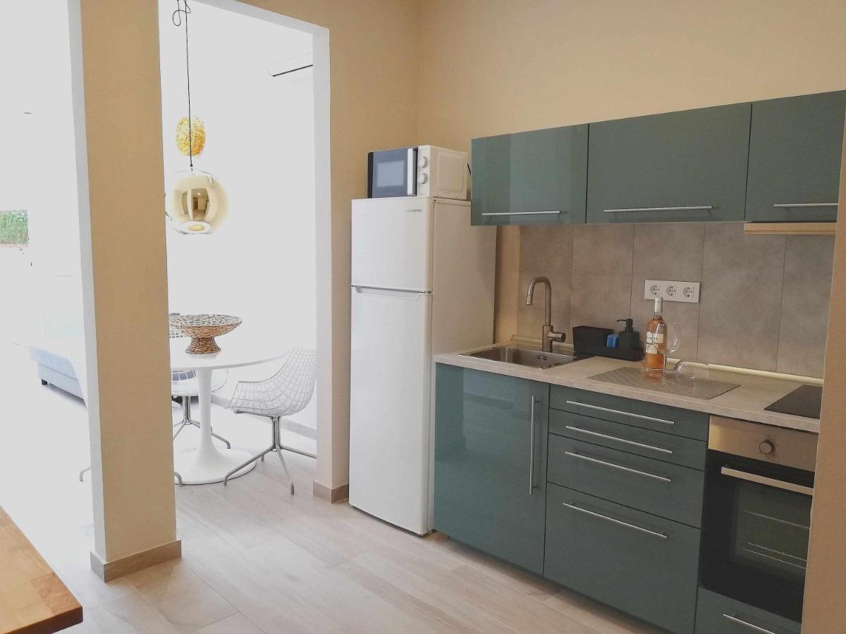 Mazi Apartments Chic Badalona Kültér fotó